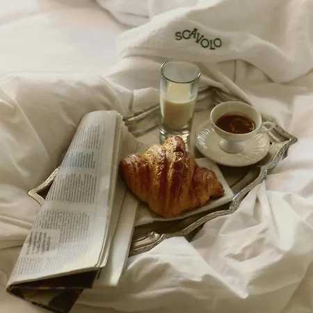 אורחן Scavolo Borgo *